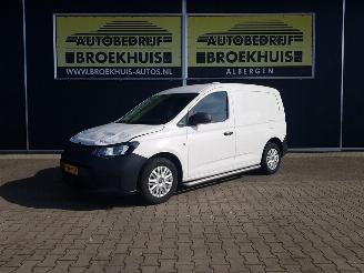 krockskadad bil bedrijf Volkswagen Caddy Cargo 2.0 TDI Comfort 2023/6