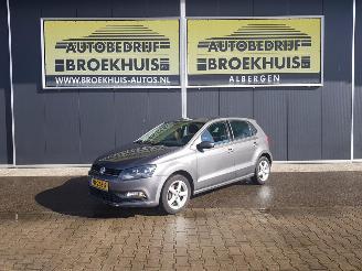 Schadeauto Volkswagen Polo 1.0 Comfortline 2014/9