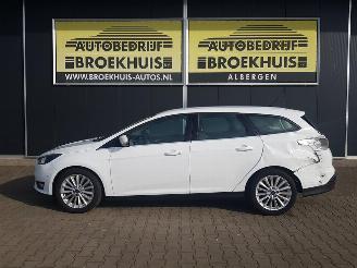 Ford Focus Wagon 1.0 Titanium Edition picture 2