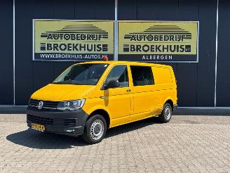 damaged commercial vehicles Volkswagen Transporter 2.0 TDI L2H1 DC Comfortline Plus 2018/3