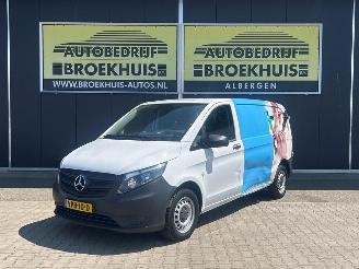 dañado vehículos comerciales Mercedes Vito 110 CDI Functional Lang 2022/6