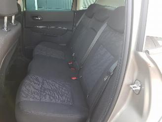 Peugeot 3008 1.6 THP Première picture 14