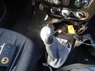 Dacia Duster 1.6 16v picture 7