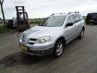 Mitsubishi Outlander 2.0 16v  4x2 picture 3