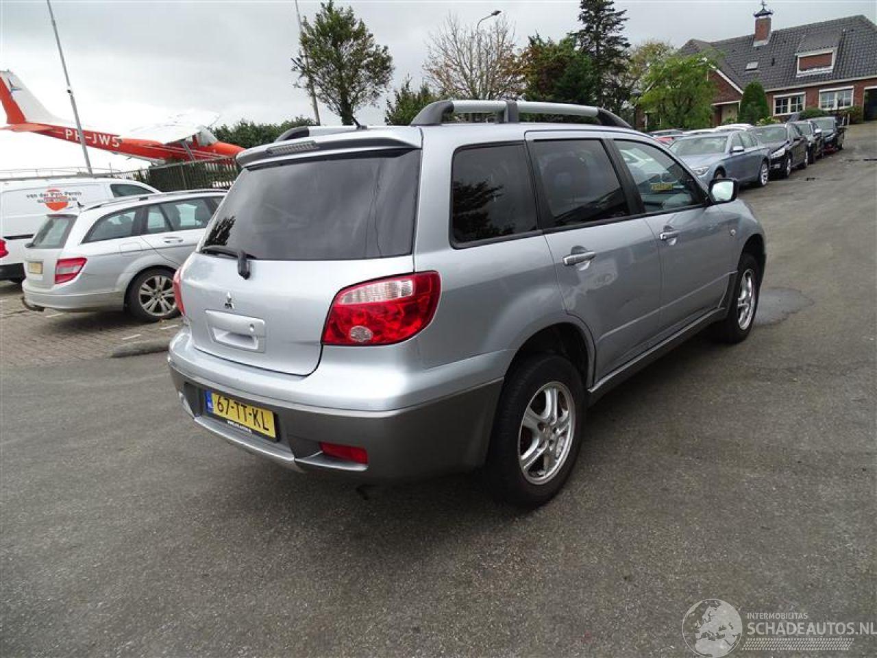 Mitsubishi Outlander 2.0 16v  4x2