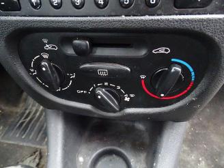 Peugeot 206+ 1.1 picture 6