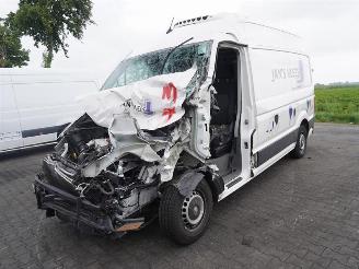 Volkswagen Crafter 2.0 TDi picture 3