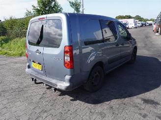 Vrakbiler auto Citroën Berlingo 750 1.6HDIF 66KW LANG 2009/1