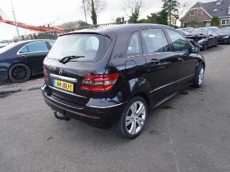 škoda osobní automobily Mercedes B-klasse 200 CDi 2006/8