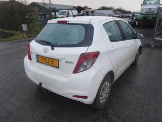 demontáž osobní automobily Toyota Yaris 1.33 16v 2014/3