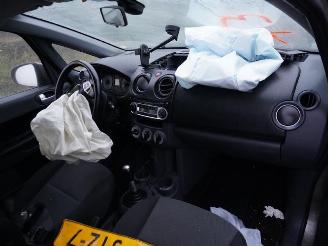 Mitsubishi Colt 1.3 16v picture 5