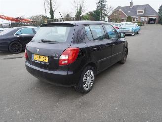 demontáž osobní automobily Skoda Fabia 1.2i 2011/7