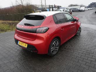 demontáž osobní automobily Peugeot 208 1.2 VTi 100 2021/1