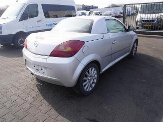 demontáž osobní automobily Opel Tigra TwinTop 1.4 16v 2005/6