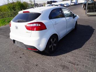 demontáž osobní automobily Kia Rio 1.2 2013/12