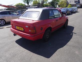 Auto incidentate Ford Escort Cabrio 1.6 1990/3