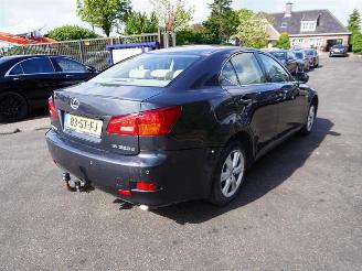 uszkodzony samochody osobowe Lexus IS 220 d 2006/5