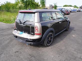 Salvage car Mini Cooper CLUBMAN 1.6 16v 2013/1