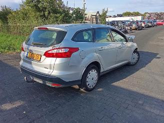 demontáž osobní automobily Ford Focus wagon 1.6 TDCi 2013/10