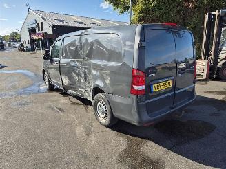 Mercedes Vito 2.2 116 CDI 16V (OM651.950) picture 2