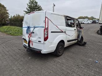Vrakbiler auto Ford Transit 2.0 16V 2018/6