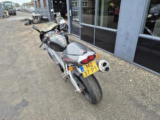 Aprilia RSV mille  picture 7