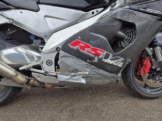 Aprilia RSV mille  picture 2