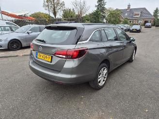 Auto incidentate Opel Astra 1.6 16V 2018/10