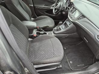 Opel Astra 1.6 16V picture 12