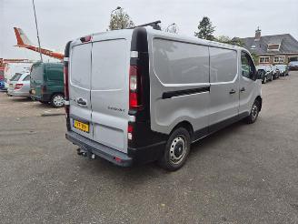 skadebil bedrijf Renault Trafic 1.6 2019/6