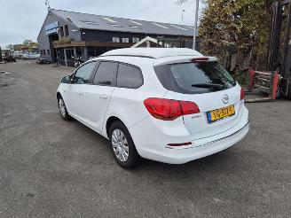 Opel Astra 1.7 CDTi 16V picture 2