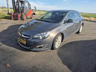 Opel Astra 1.4 Turbo picture 3