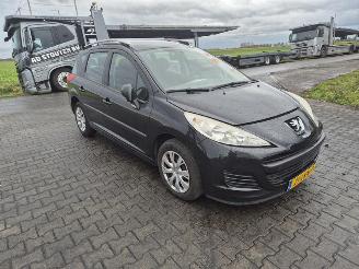 Peugeot 207 SW 1.4 16v picture 4