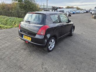 Salvage car Suzuki Swift 1.3 2005/11