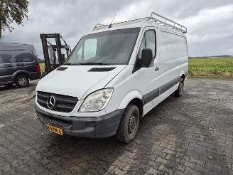 Mercedes Sprinter 215 C Di picture 3