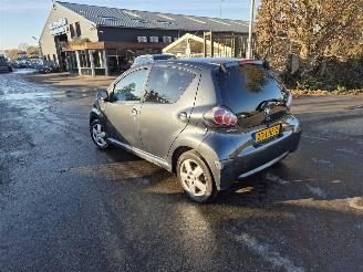 Toyota Aygo 1.0 12v picture 2