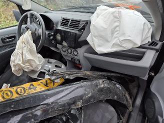 Suzuki Alto 1.0 12v picture 4