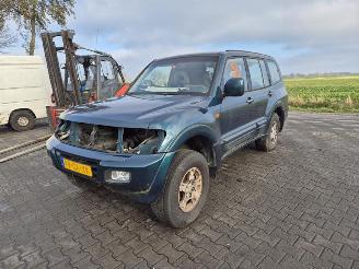 Mitsubishi Pajero 3.5 gdi picture 3