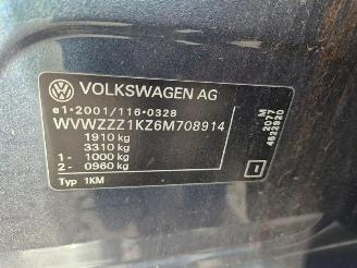 Volkswagen Jetta 2.0 FSi picture 8