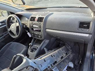 Volkswagen Jetta 2.0 FSi picture 5