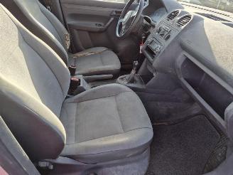 Volkswagen Caddy 1..6 TDi picture 9
