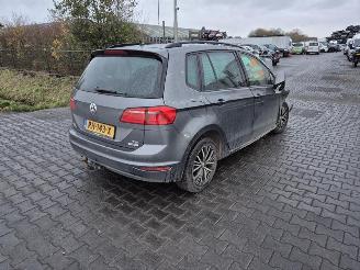 Salvage car Volkswagen Golf Sportsvan 1.4 TSi 2017/5