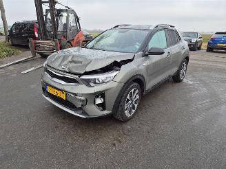 Kia Stonic 1.0i-T-GDi picture 3