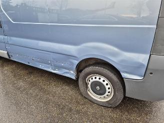 Renault  Trafic 2.0 dCi picture 6