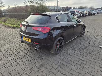  Alfa Romeo Giulietta 11.4 TB 2011/5