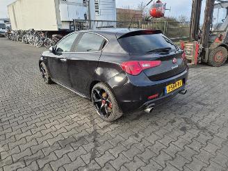 Alfa Romeo Giulietta 11.4 TB picture 2