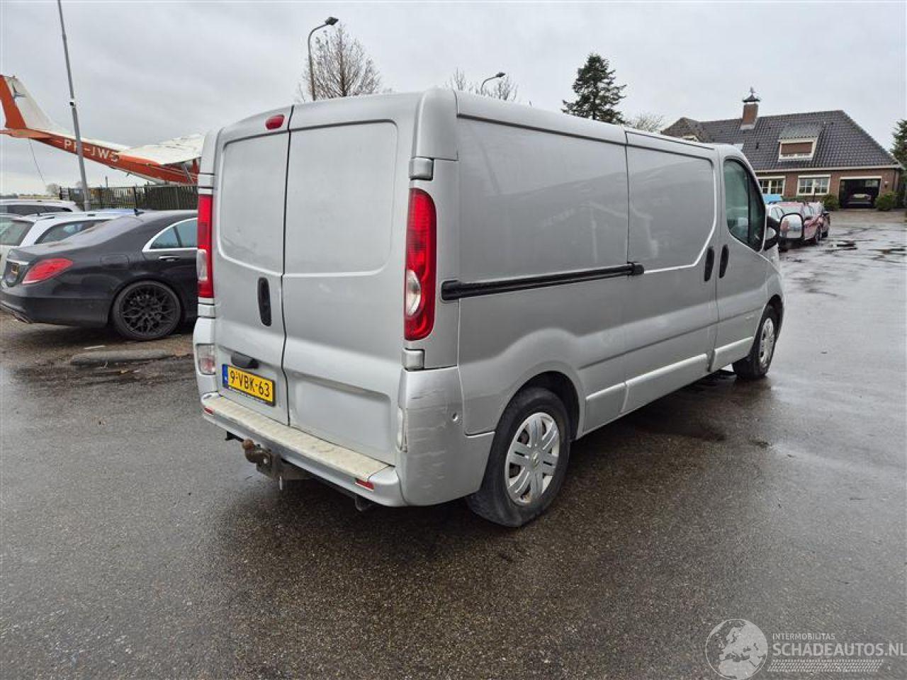 Renault Trafic 2.5 dCi