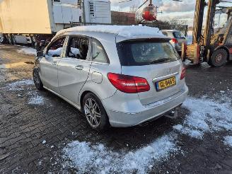 Mercedes C-klasse 180 picture 2