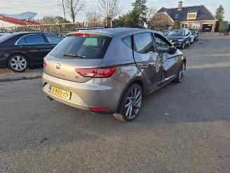 Coche accidentado Seat Leon 1.8 TSi 2014/4