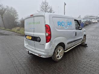 Uttjänta bilar bedrijf Opel Combo 1.3 CDTi 2013/1